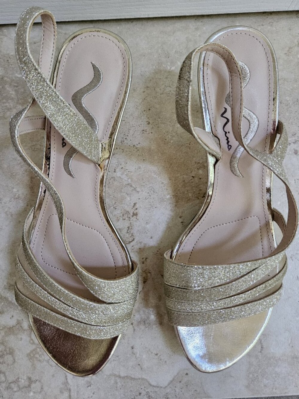 Nina Slingback Sandals 8M Gold Glitter Mesh Kitten Heel Formal Evening Shoes